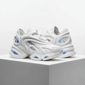 Aetheris Crown Runner – Frosty White